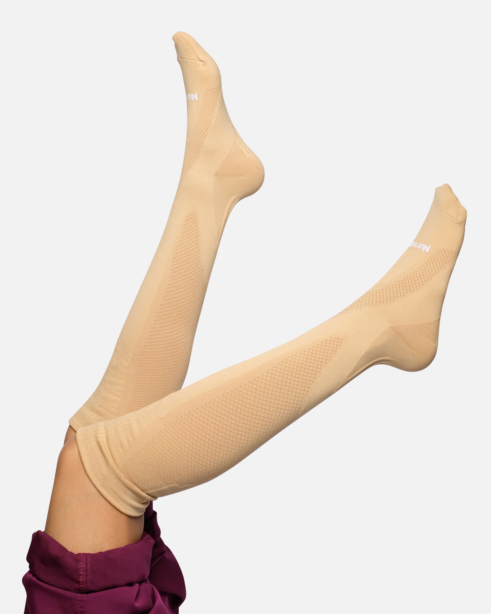 What Are the Benefits of Compression Socks for Dancers?